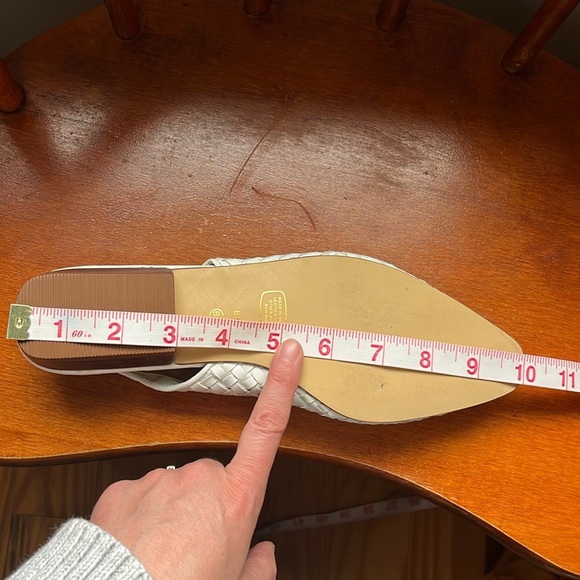 Bloomingdale’s Stevie White Woven Leather Sling-backs Size 8 - Picture 12 of 12